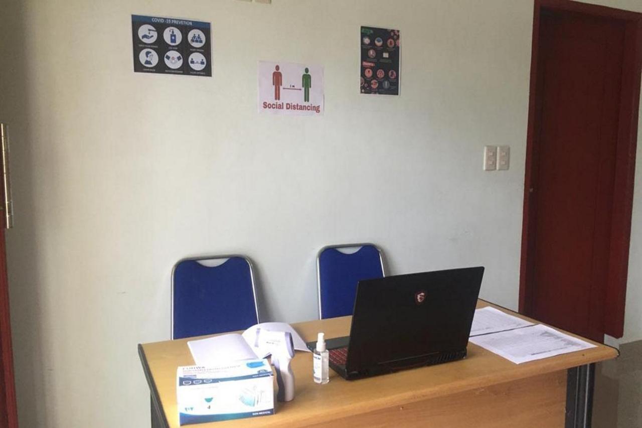 Sinapuran Hotel Anugrah Situngkir 3 Near Creative Hub Pangururan Samosir Redpartner المظهر الخارجي الصورة